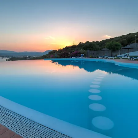 Szálloda Dp - Sardinia 4*