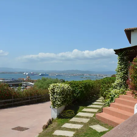 Dp - Sardinia 4*